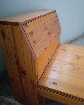 Letto in legno artigianale con  cassone 
