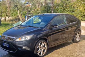 Ford Focus 2.0 Titanium GPL
