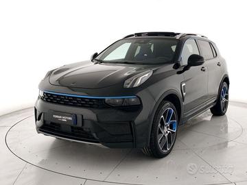Lynk & Co 01 1.5 td phev auto