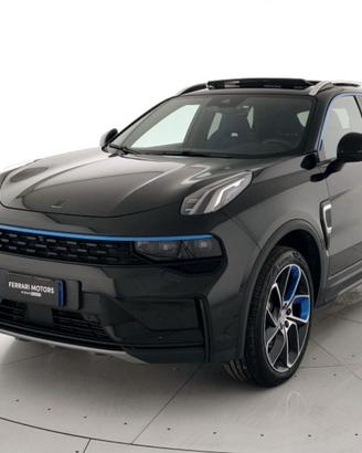 Lynk & Co 01 1.5 td phev auto