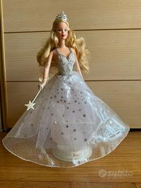 Barbie con vestito bianco