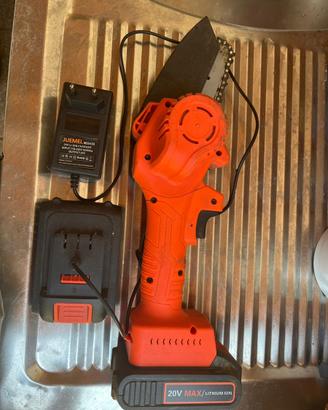 Mini segha juemel a batteria