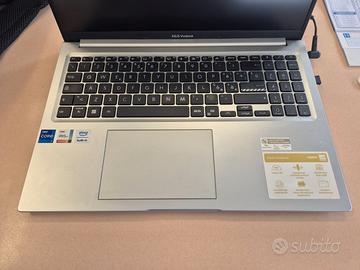 ASUS Vivobook 16 i7 – 1TB SSD – 290 €