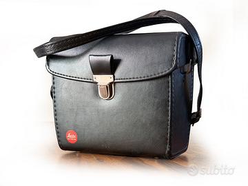 Letz Leica Bauletto in pelle nera per Leica M