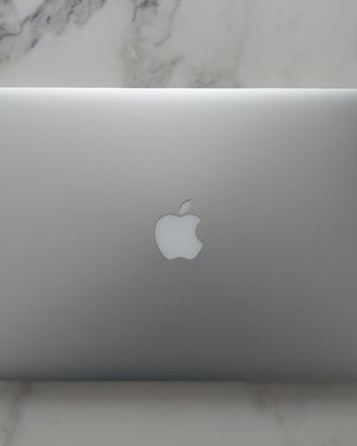 MacBook Air 13"