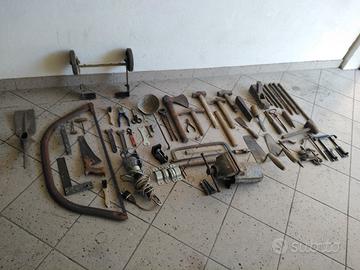 vecchi attrezzi 