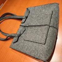 Borsa con manici in panno