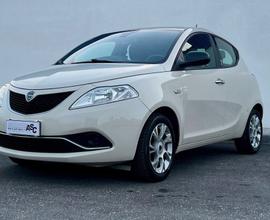 LANCIA Ypsilon 1.2 BENZ 69 CV 5 porte Gold ADATT