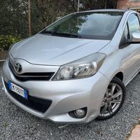 Toyota Yaris 1.3 5 porte Lounge