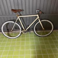 Bici scatto fisso
