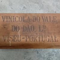 cassa in legnovintage  vino Portoghese buono stato