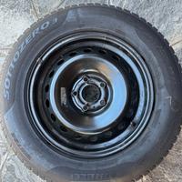 4 Cerchi con gomme invernali 215 65 16