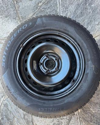 4 Cerchi con gomme invernali 215 65 16