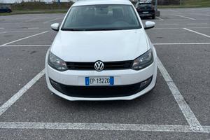 Auto VW Polo V