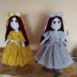 Bellissime bambole realizzate interamente a mano,