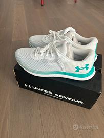 Scarpe da ginnastica Under Armour nuove