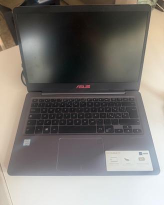 Asus VivoBook S14