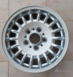 Cerchio in lega BMW E36 da 15 ORIGINALE 1180069-12