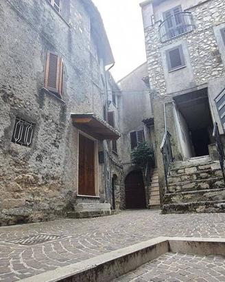 Appartamento di 100 m² con 3 locali a Piglio