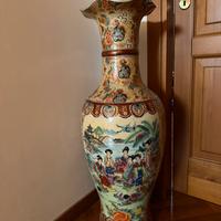Grande vaso decorativo in ceramica orientale