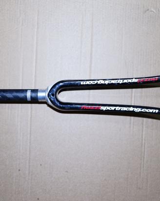 Forcella Nuzzi in carbonio