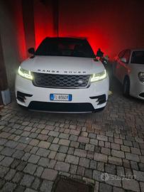 autovettura Land Rover modello Velar R - Dinamic 