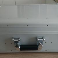 CASE ALLUMINIO PROEL PER CD/45"