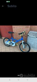 bicicletta btwin blu adatta per bambini dai 5 agli