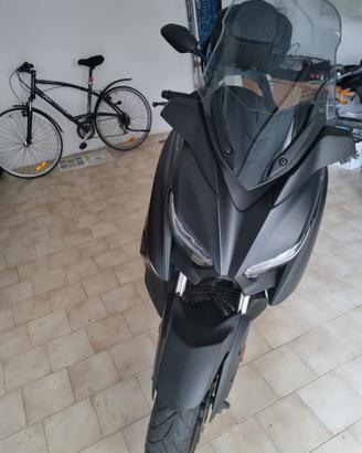 XMAX iron max