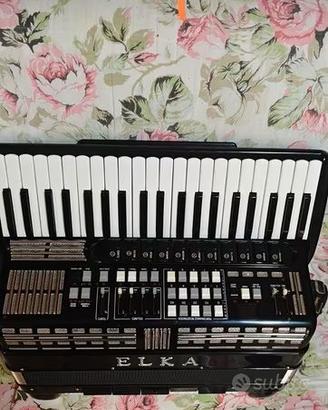 Fisarmonica midi ed elettrica Elka 120 bassi