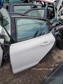 PEUGEOT 208 PORTA POST SX ANNO 2018