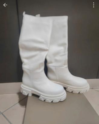 Stivale bianco tg 36
