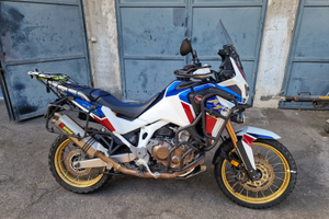 Honda Africa twin 1100 adventure sport manuale