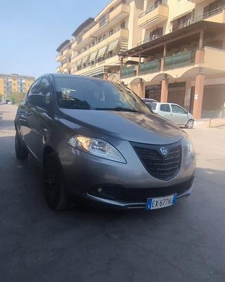 Lancia Ypsilon 0.9 Metano 2014