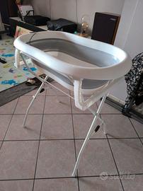 Vaschetta pieghevole per bimbi con accessori 