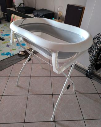 Vaschetta pieghevole per bimbi con accessori 