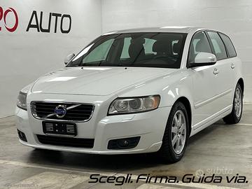 VOLVO V50 STATION WAGON 5 PORTE D2 POLAR