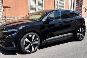 Megane etech nera