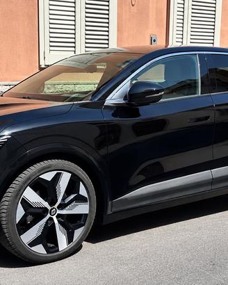 Megane etech nera