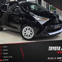 TOYOTA Aygo Connect 1.0 VVT-i 72 CV 5p. x-play