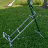 SOLLEVATORE PER PULIZIA TRATTORINI RASAERBA