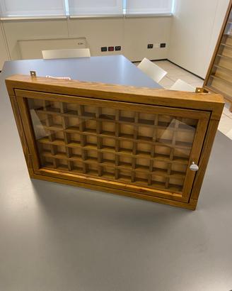 Teca in legno e vetro