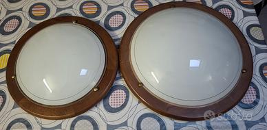 Coppia di plafoniere in legno e vetro satinato