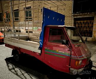 Motocarro Piaggio diesel  portata9 quintali 3000€