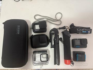 GOPRO HERO 10 - COME NUOVA COMPLETA DI ACCESSORI