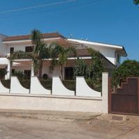 The Rosa's Luxury House