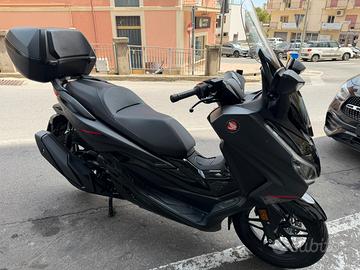 Honda forza 350 Deluxe