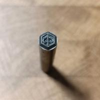 Punzone esagonale in acciaio