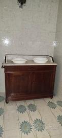 mobile antico per bagno 