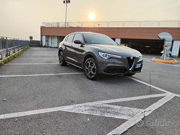 Stelvio 2.0 benzina 200 cv